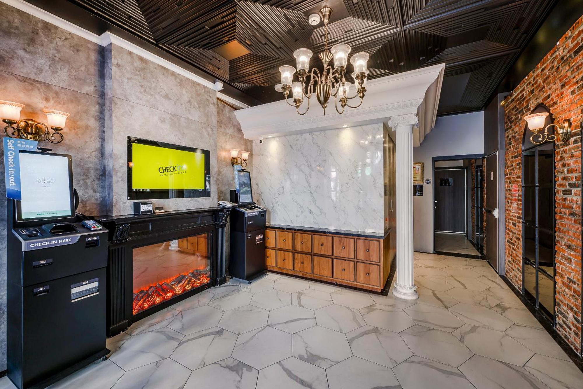 טאיצ'ונג Dream Mansion Hotel מראה חיצוני תמונה
